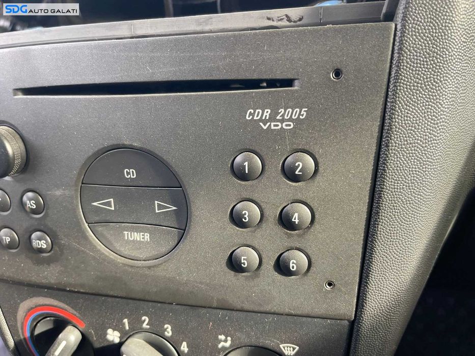 Unitate Radio CD Player Siemens CDR2005 Opel Signum 2002 - 2008 Cod 2446937 [LR0709]
