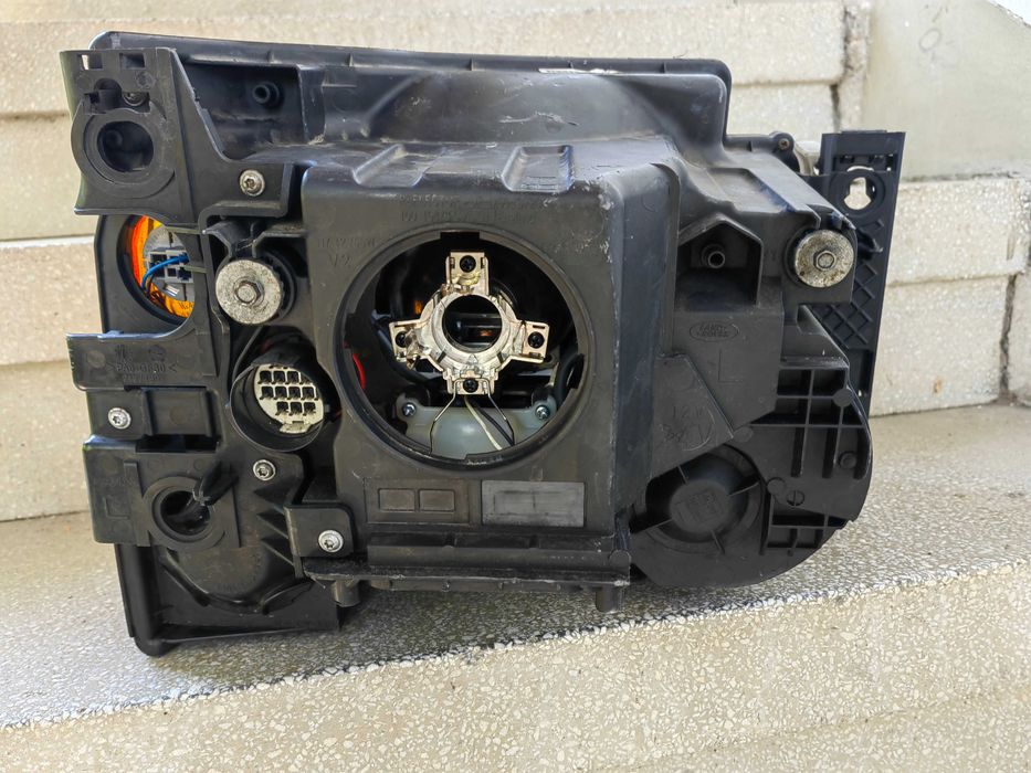 Фарове Land Rover Discovery Xenon /Фар Land Rover Ляв Десен Оригинални