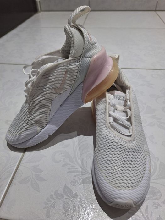 Детски маратонки nike air max 270