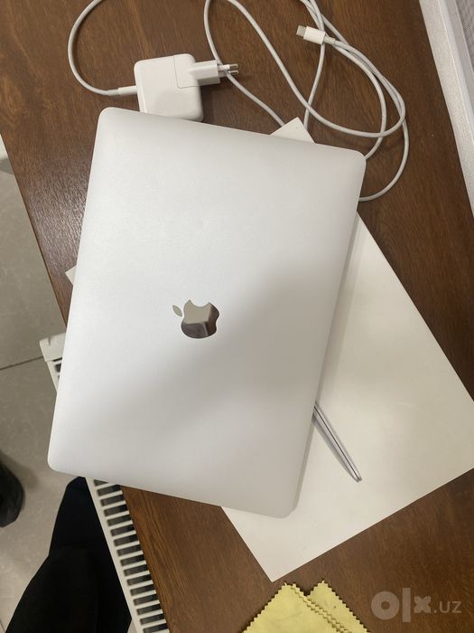 Macbook air m1 8/256 обмен