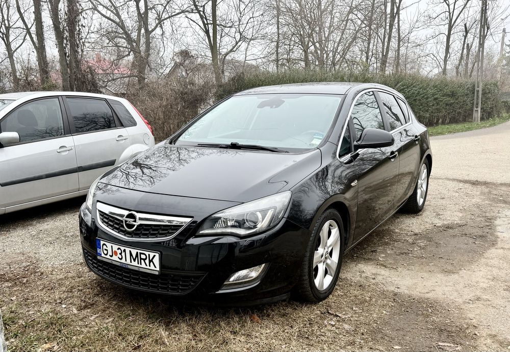 Opel Astra J - 2010 - DEFECT