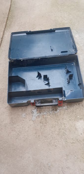 Пластмасов куфар