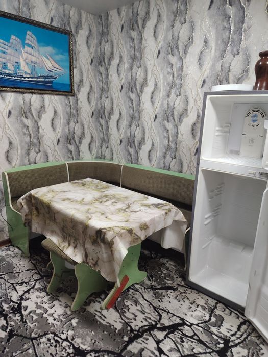 Сдаётся квартира на Чиланзаре 20квартале всем 1*2комнатная 350$сем