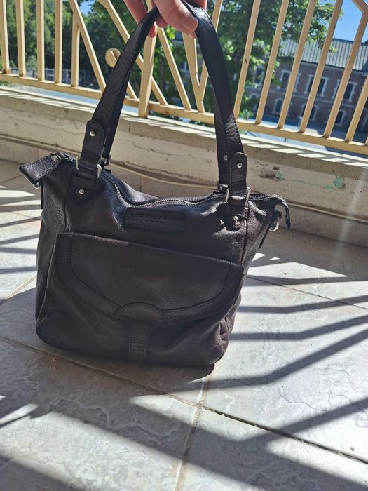 Дамска кожена чанта Liebeskind