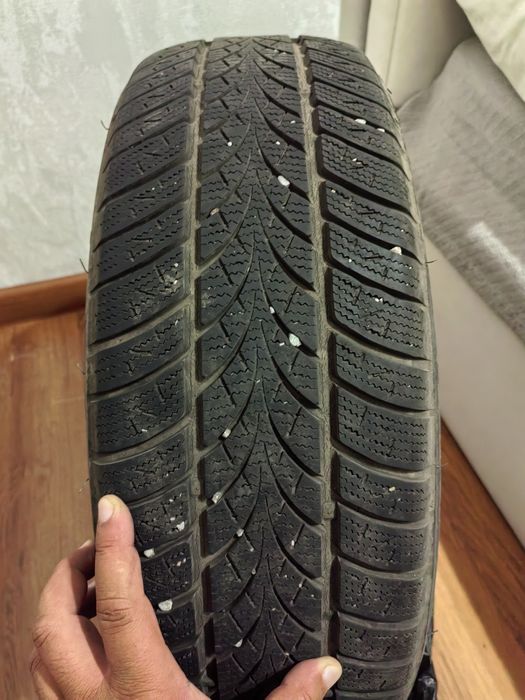 Продам зимние шины