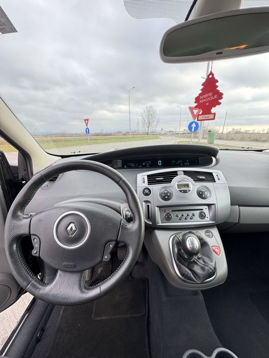 Vand renault  scenic 2  1.9D 2008