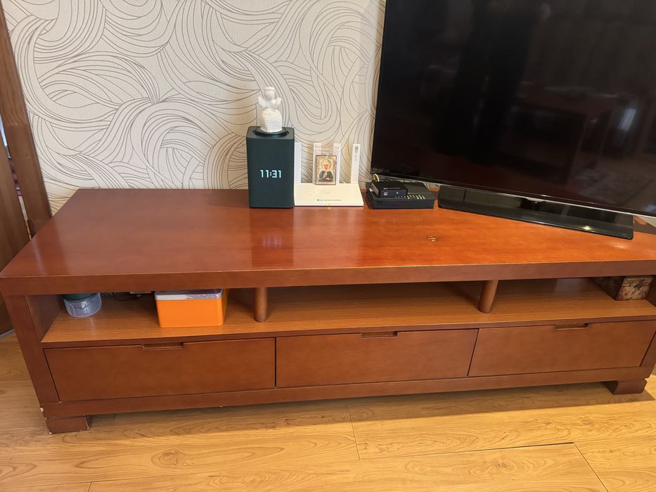 Продается тумба деревянная