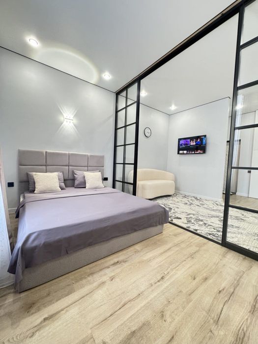 УНИВЕРСАМ 2х квартира люкс