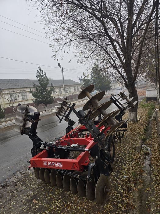 Diska banana sotiladi case arion claas traktor jonder belarus lemken