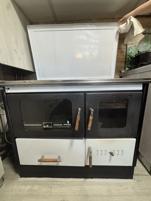 Soba tip centrala Koper Antigona Special 90 GE, impreuna cu boiler