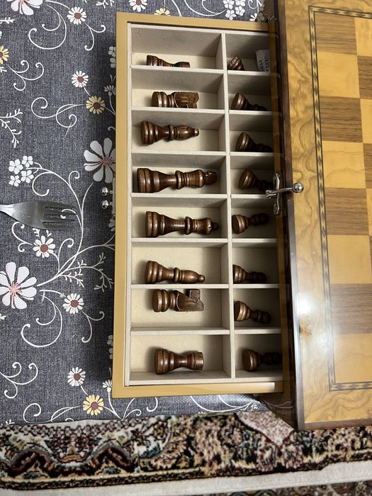 Продаются Шахматы