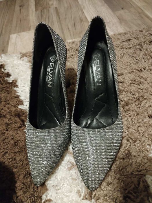 Рокля, чанта и обувки