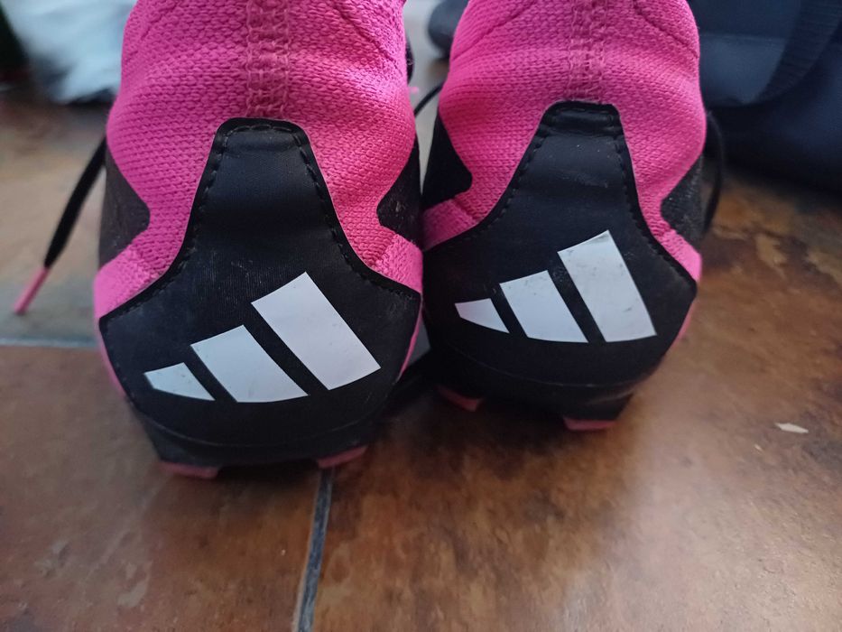 Футболни обувки: Adidas Predator accuracy. 2 (номер: 42)