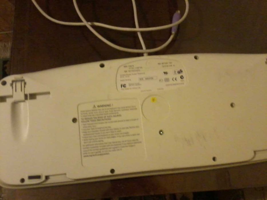 Claviatura veche PS/2 Logitech Compaq