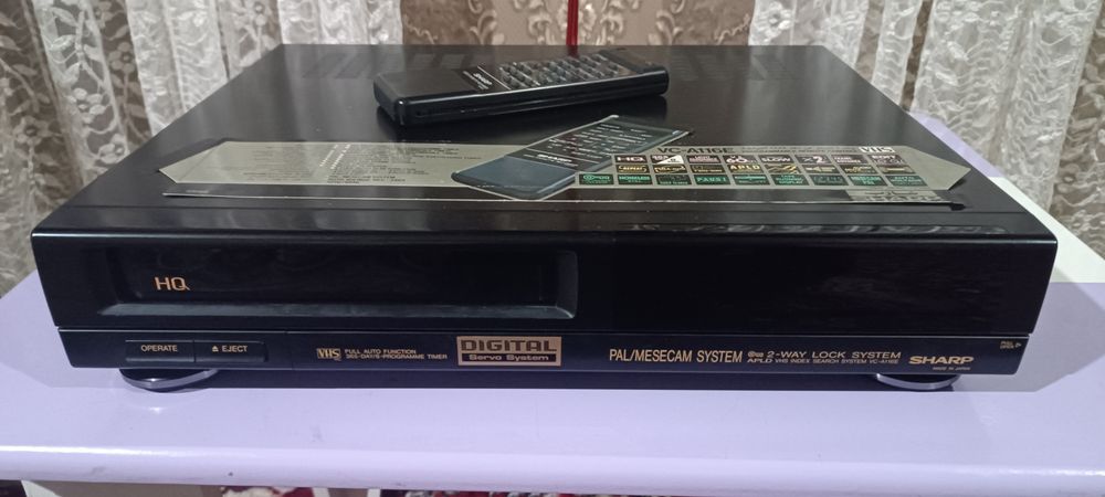 Видеомагнитофон sharp