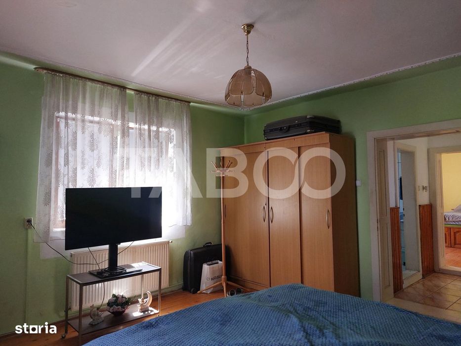 Casa de vanzare 105 mp utili 4 camere teren liber 405 mp Rasinari