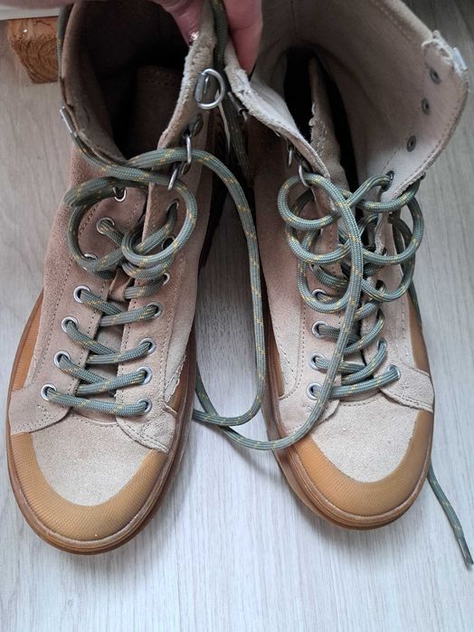 Нови боти/туристичесси естествен велур Зара