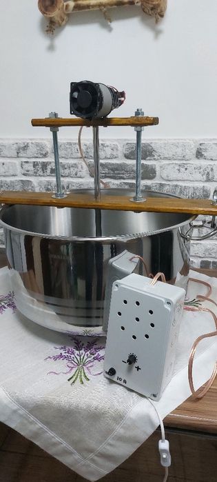 Amestecator automat cu oala de inox pentru  ZACUSCA, GEMURI,BULION, KETCHUP etc