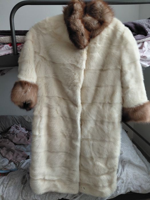 Продам шубу и полушубку