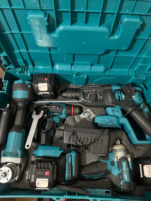 Машини КРАФТРОЯЛ + Комплект Бургии