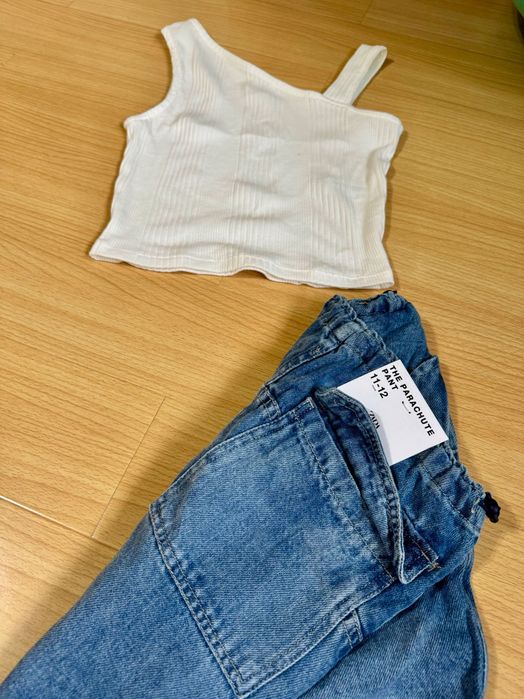 Blugi noi + 1 tricou