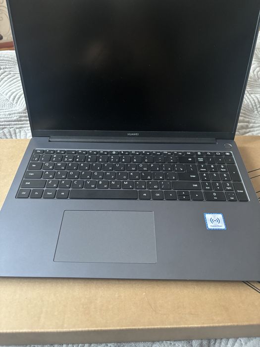 ноутбук Huawei MateBook D 16.