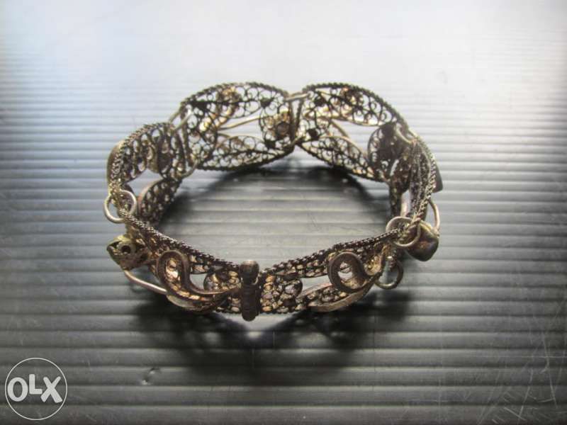 Старинна сребърна дамска гривна - филигран