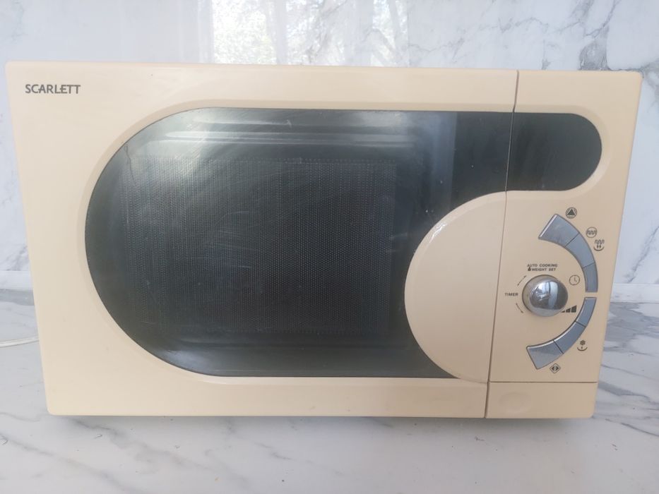 Продам микроволновку на запчасти