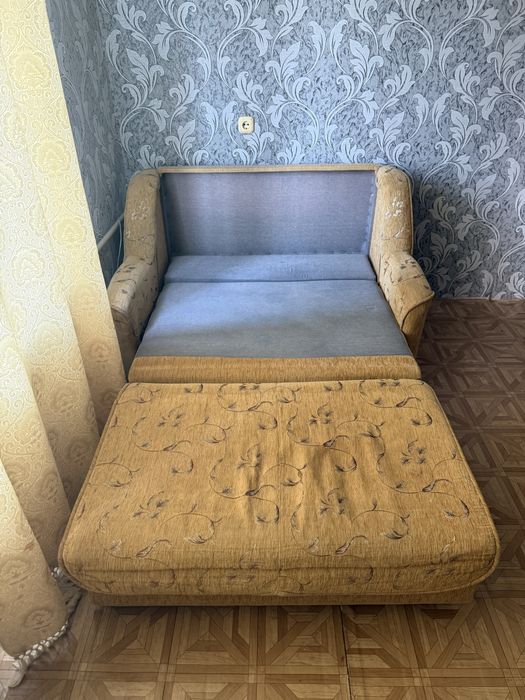 Продам диван в хорошем состтоянии