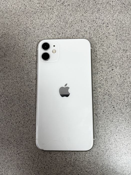 Iphone 11 в белом цвете