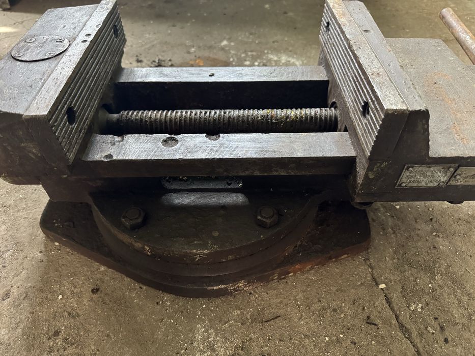 Тиски 250 губки сделано в СССР