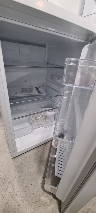 Чисто Нов Хладилник Bomann 85см А+(D)