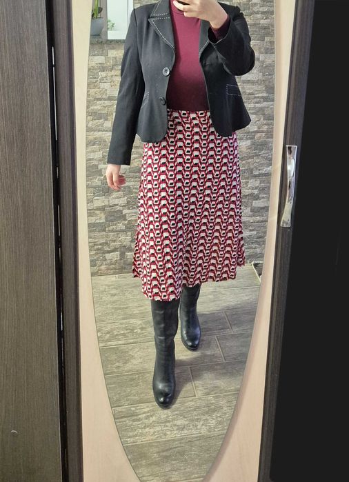 Fusta midi eleganta L
