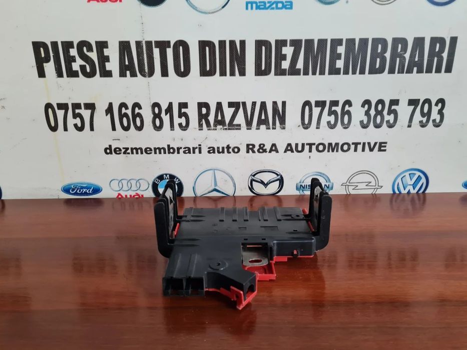 Modul Borna Baterie Bmw F10 F11 F12 F13 F06 F01 F02 Cod  - Dezmembrari Arad