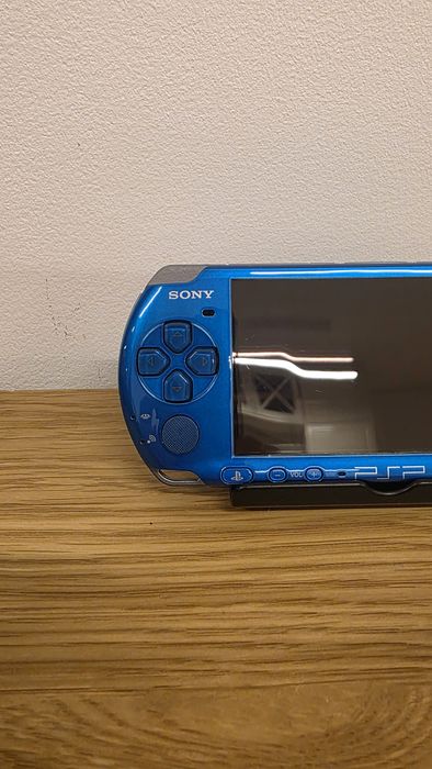 Sony PSP 3000, Modat, 550 de jocuri, consola 9 in 1