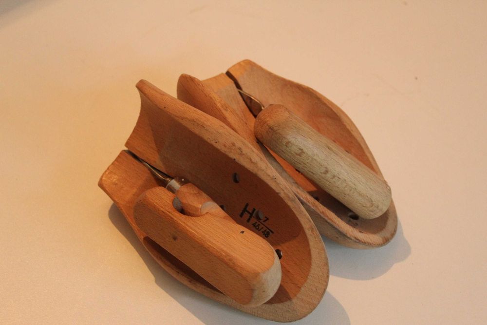 Дървени калъпи за обувки