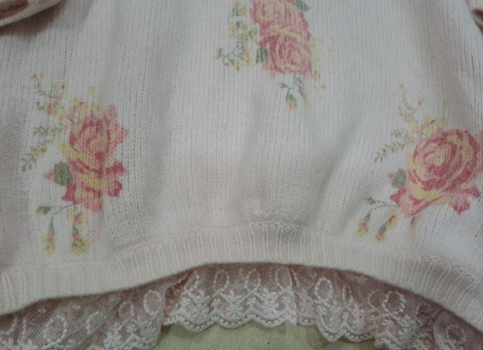 Две маркови блузи