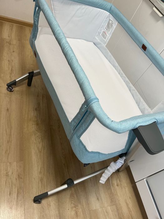 Детская приставная кроватка-колыбель