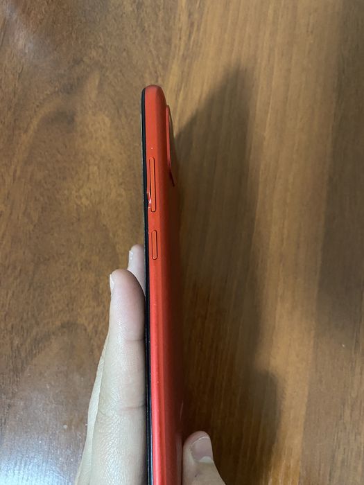 Продаю телефон