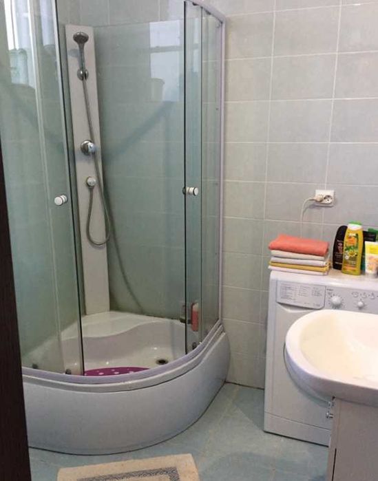 Дава се под наем Двустаен апартамент в Пловдив, Каменица 1 - 60 кв.м за 260.1 € - Снимка #2