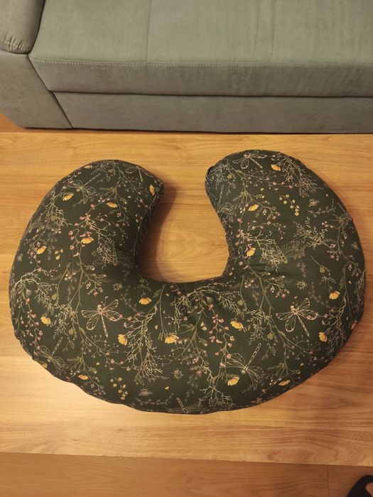 Възглавница за кърмене