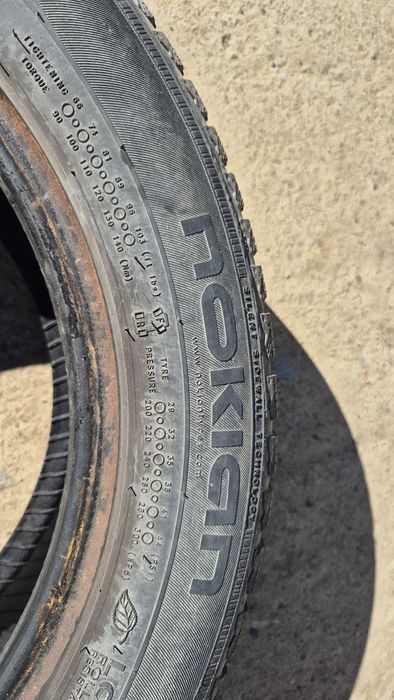 2 бр. зимни гуми Nokian WRD4 185 60 15