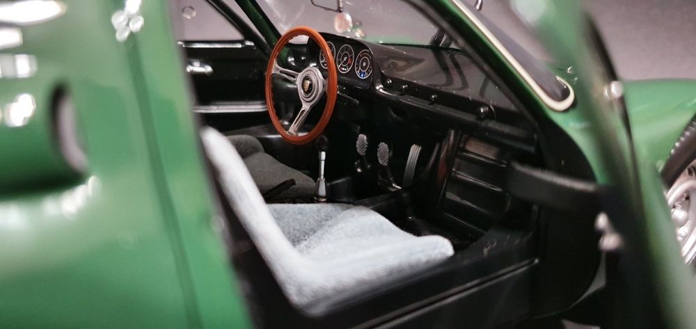 1:18 Porsche 904 GTS "Minichamps"