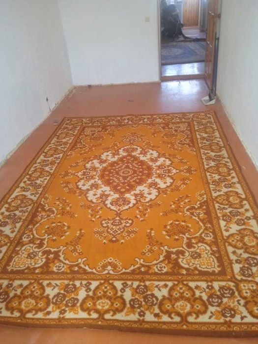 Продам ковёр стандартный