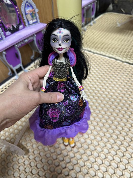 Продам куклу  монстр хай!