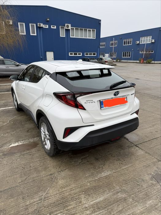 Toyota C-HR Hibrid 1.8 facelift