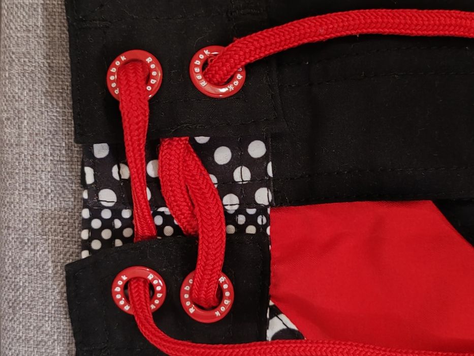 Дамски панталонки Reebok М размер