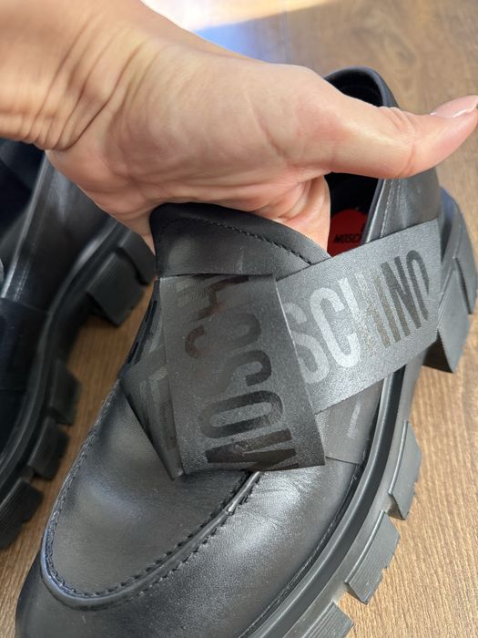 Лоуфъри Love Moshino