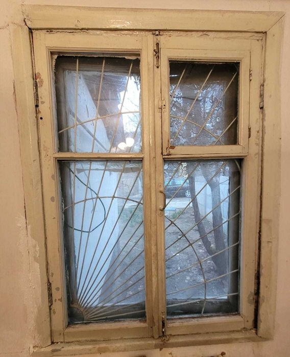 Отдам окна, косяки, пороги из чистого дерева