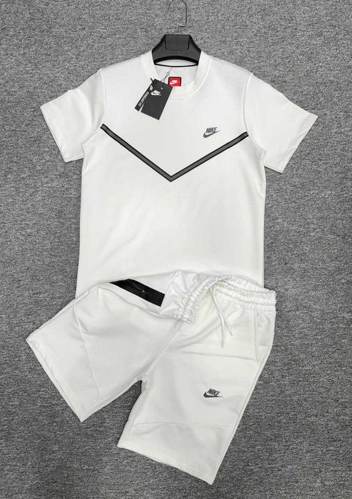 Nike Tech Fleece Разпродажба